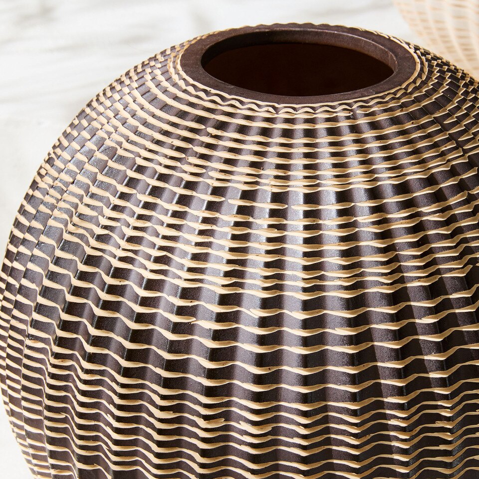 Ellara Ceramic Vases
